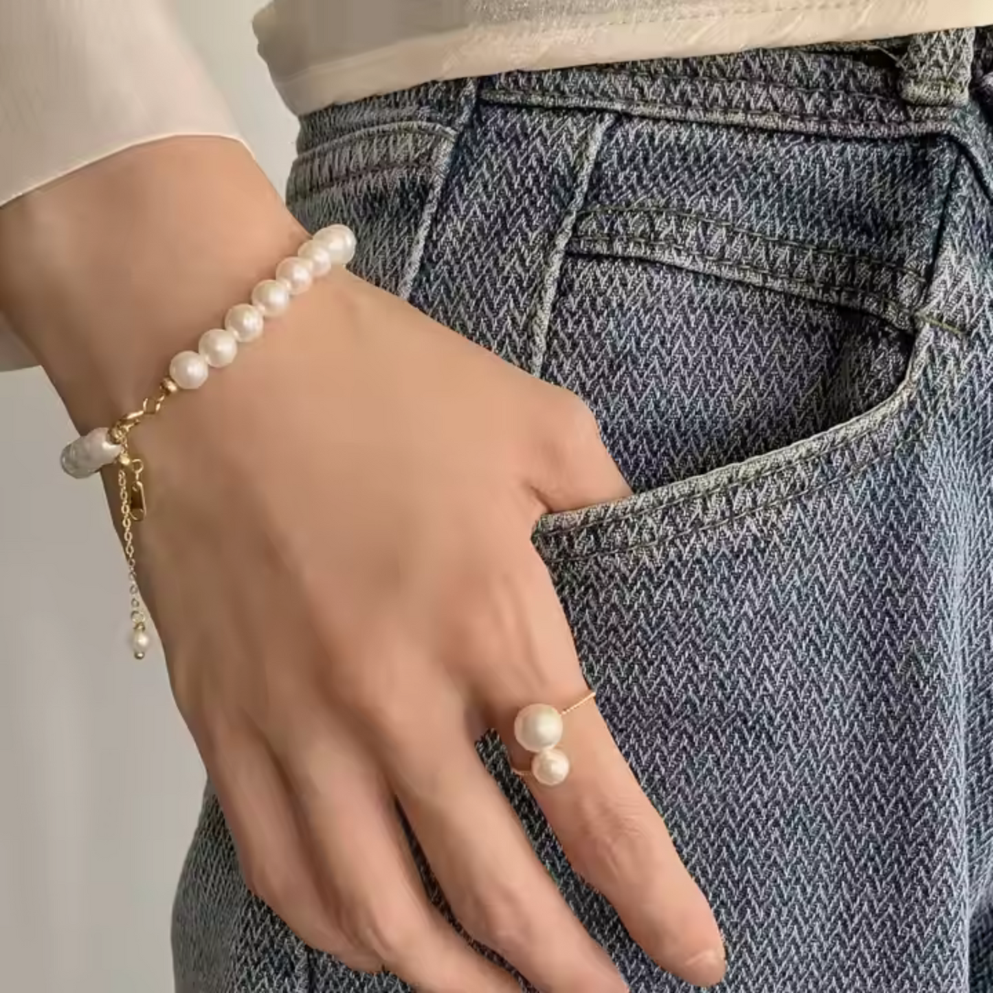 ✨ Aurielle Vintage Pearl Bead Bracelet