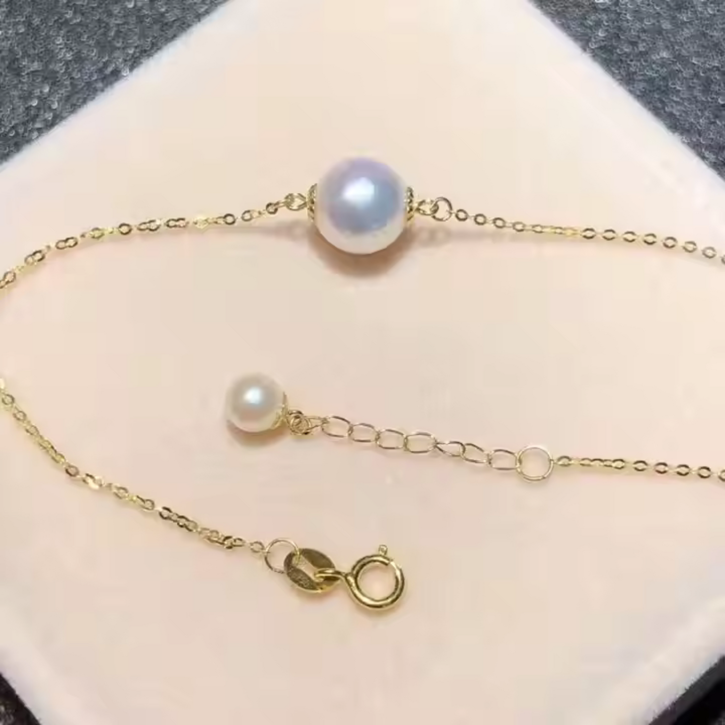 Earth born Glow β Natural Pearl & Stone Pendant Necklace