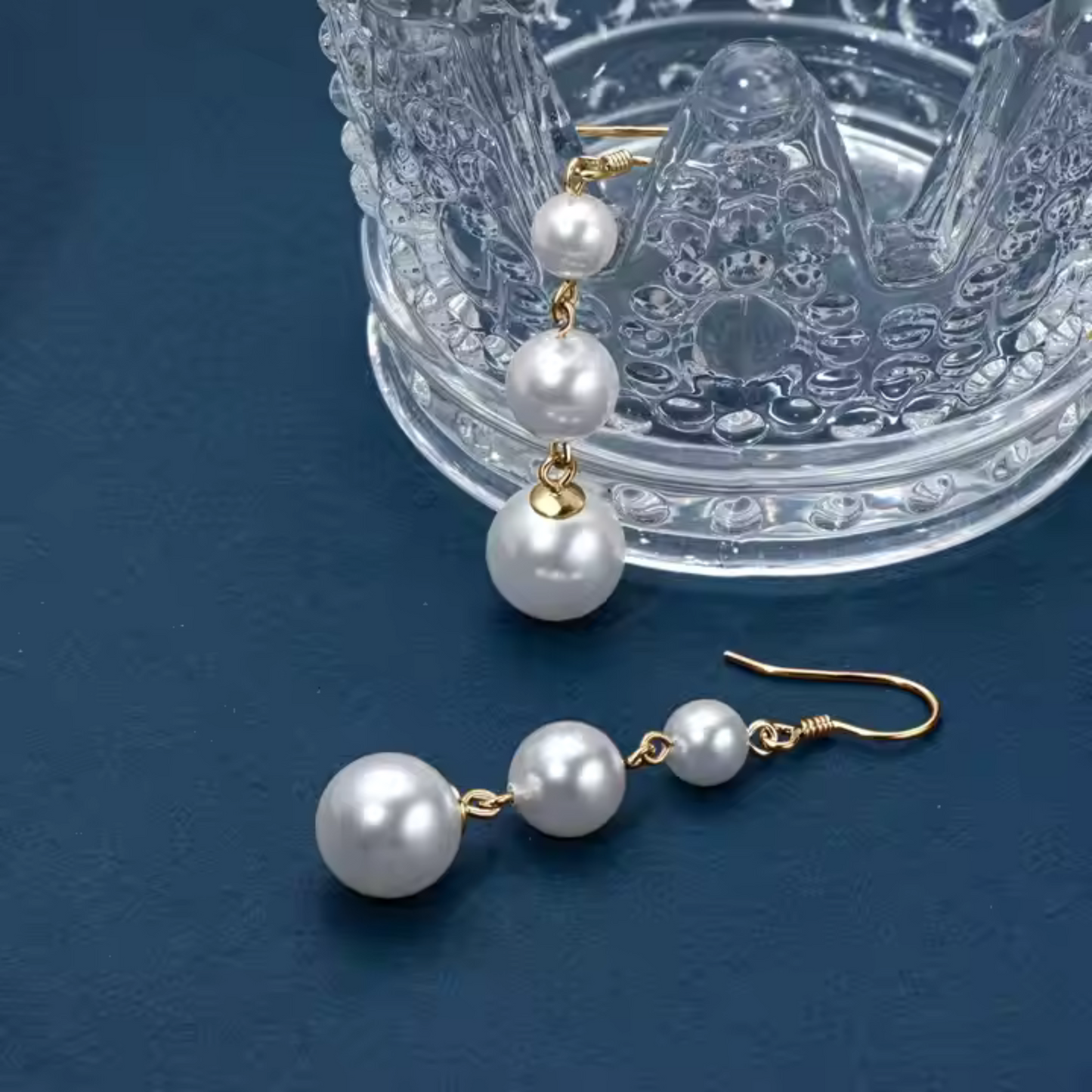 Tribunal Drops ā Everyday Elegance Pearl Earrings