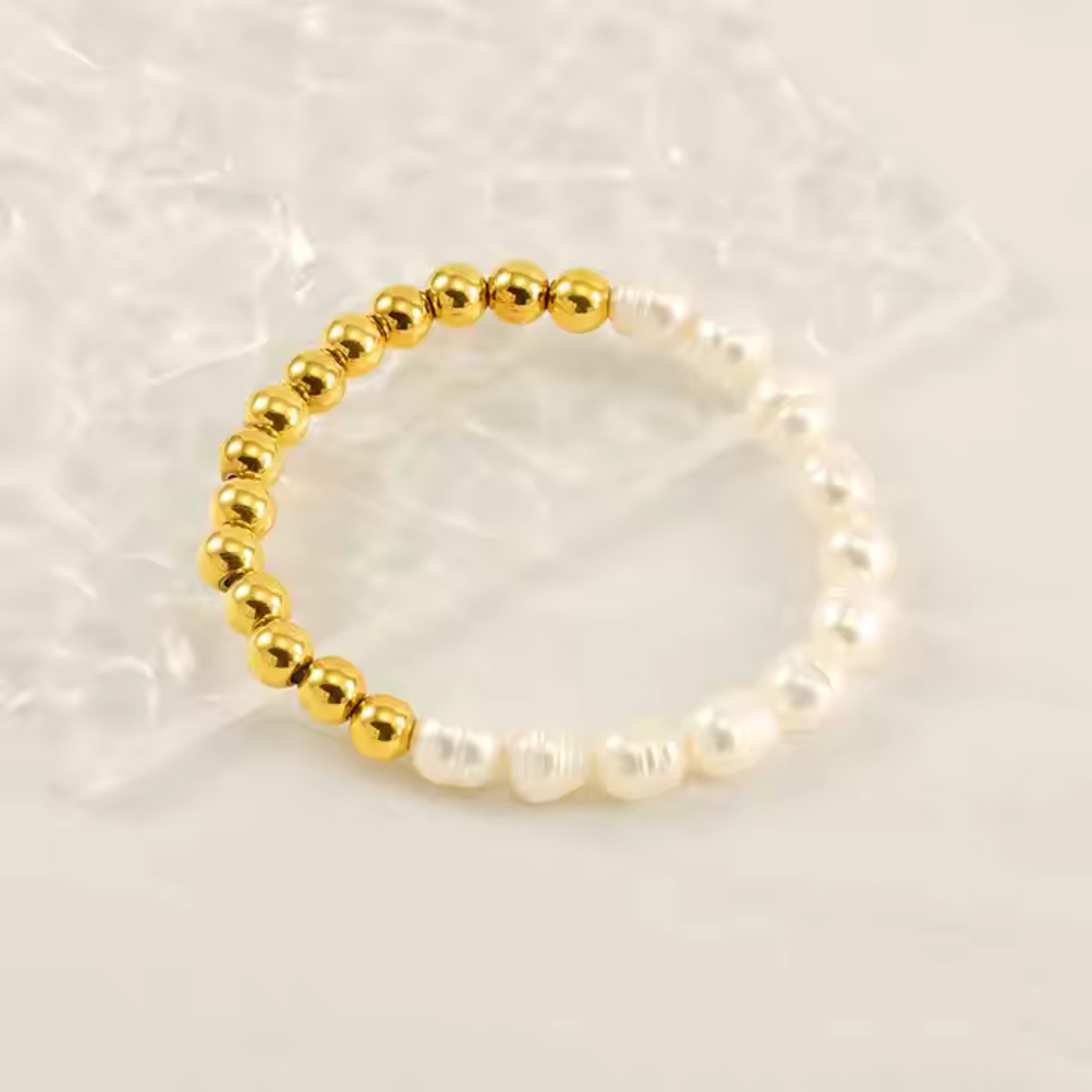 Golden Poise ā Pearl & Bead Grace Bracelet