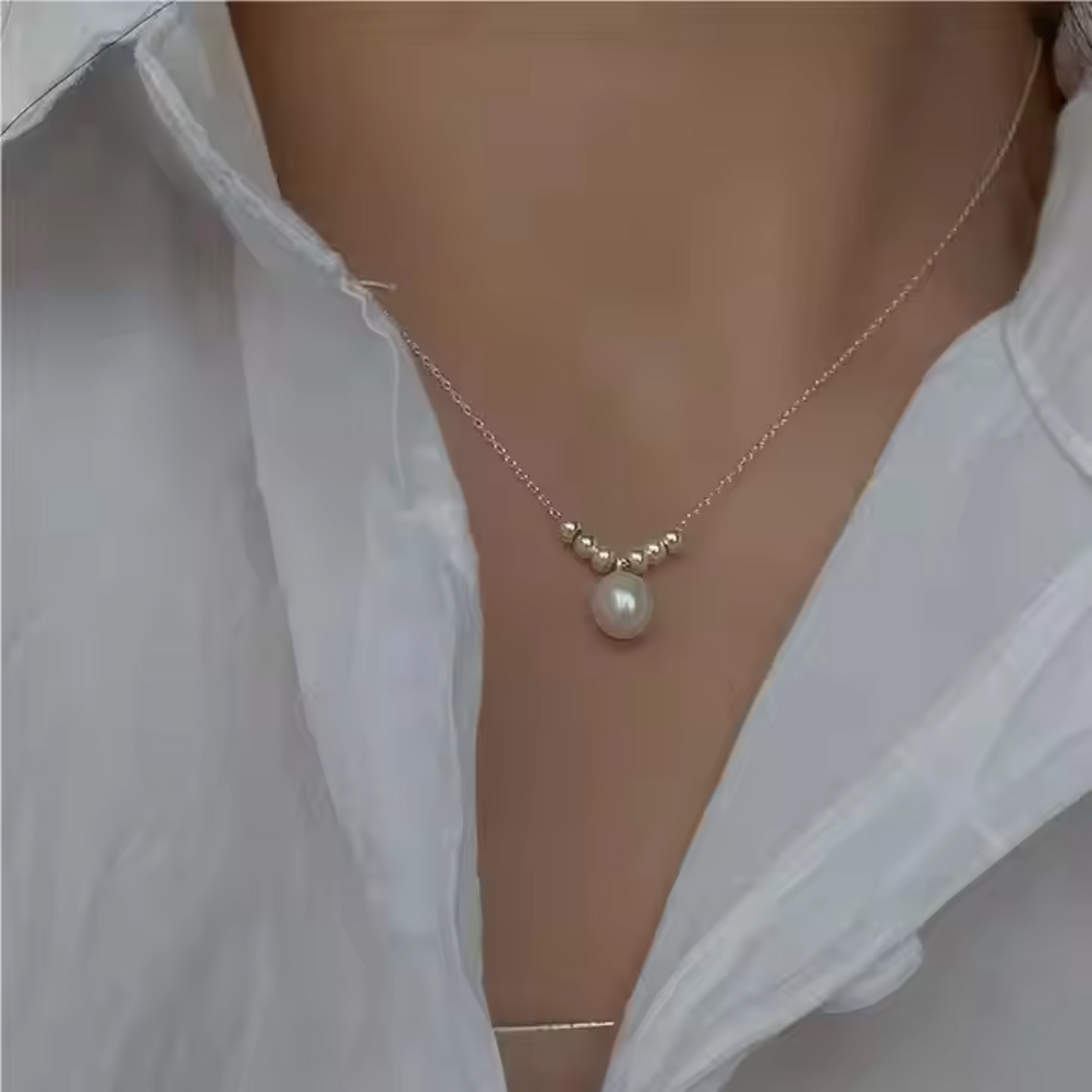 ✨Silver V-Line Luxe Necklace